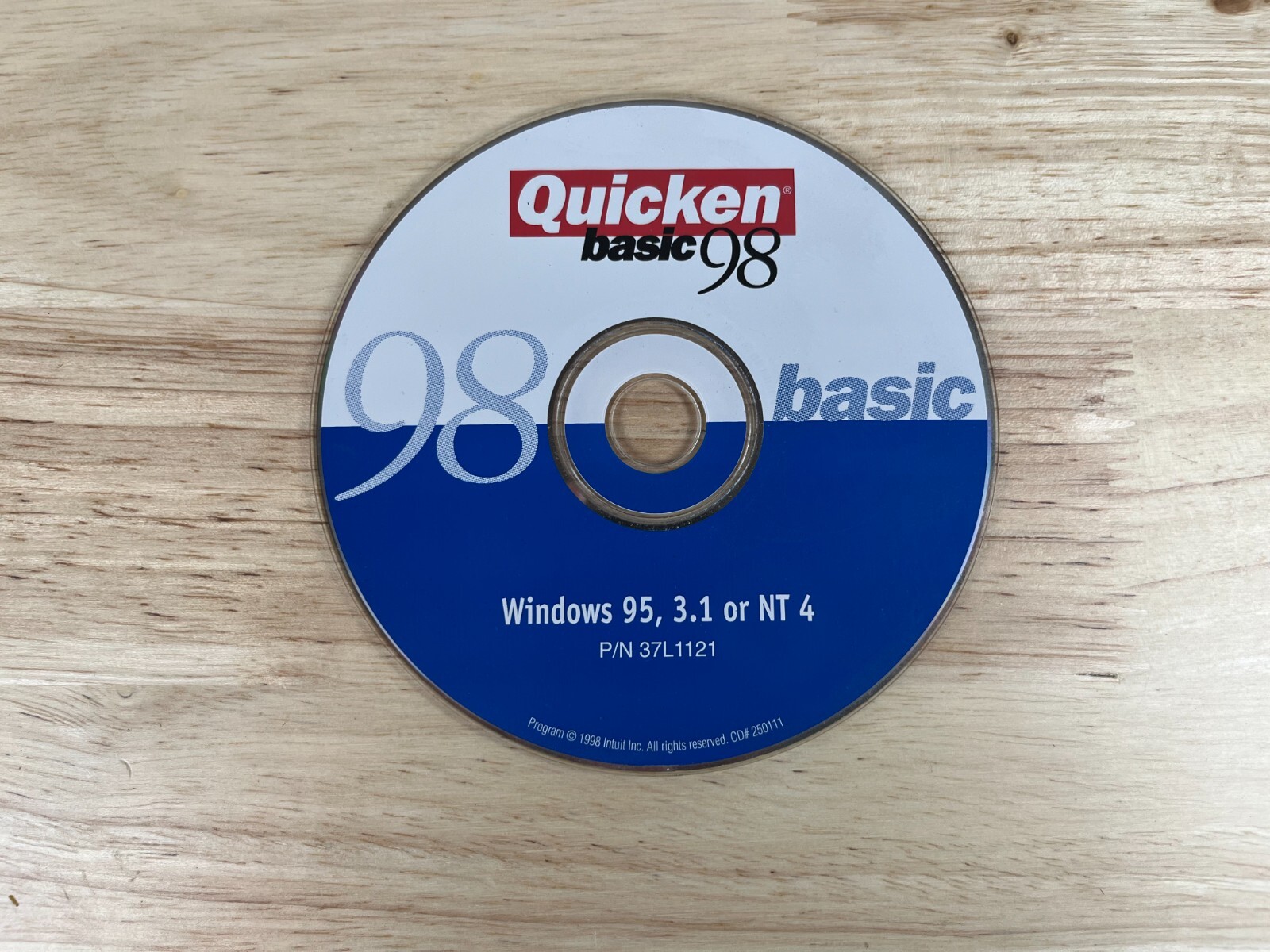 Quicken 98 Basic for Windows 95/98 , NT 4 Or Win 3.1 CD CD-Rom