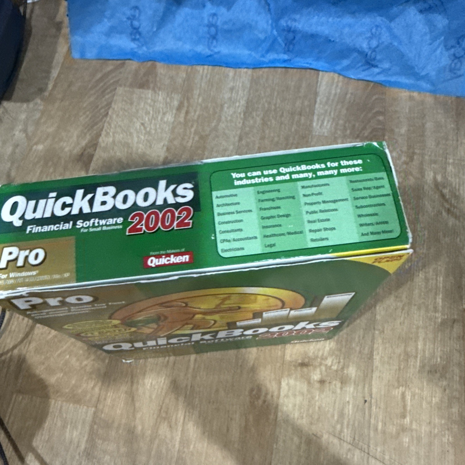 INTUIT QuickBooks Pro 2001 Full Version for Windows Install CD with License Key