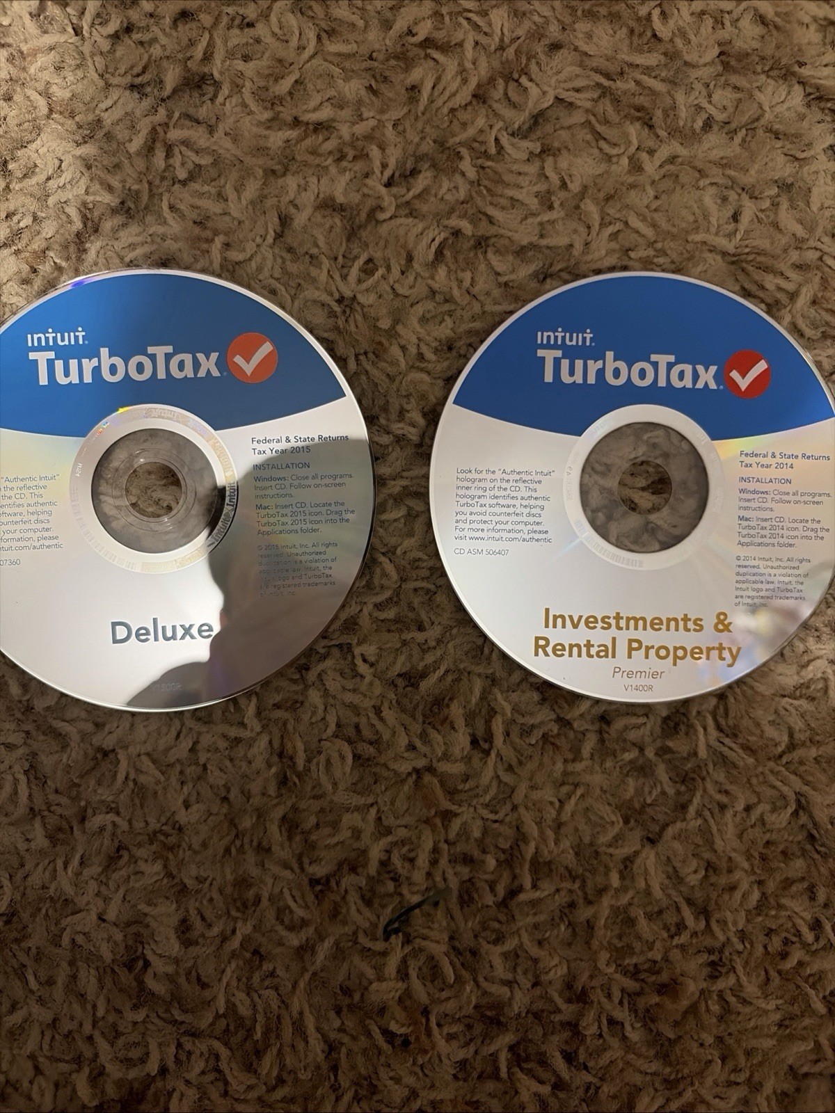 Intuit TurboTax Tax Deluxe + Investments & Rental Property Windows & Mac CD!